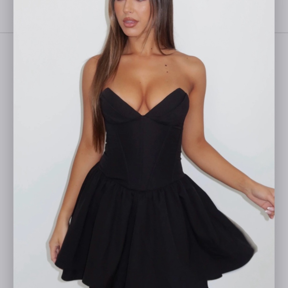 White Fox Boutique Black Strapless Mini Dress